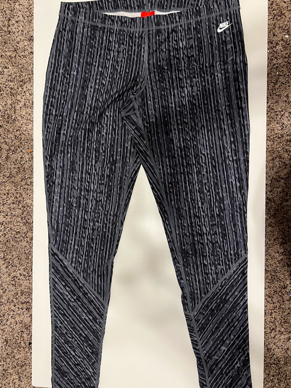 Nike Black & Gray Patterned Athletic Pants
